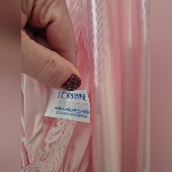 Vintage Lorraine Robe & Nightgown Set - Picture 7 of 16
